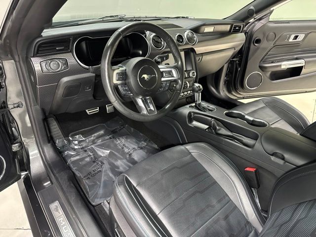 Used 2019 Ford Mustang GT Premium w/ GT Performance Package RWD image 12