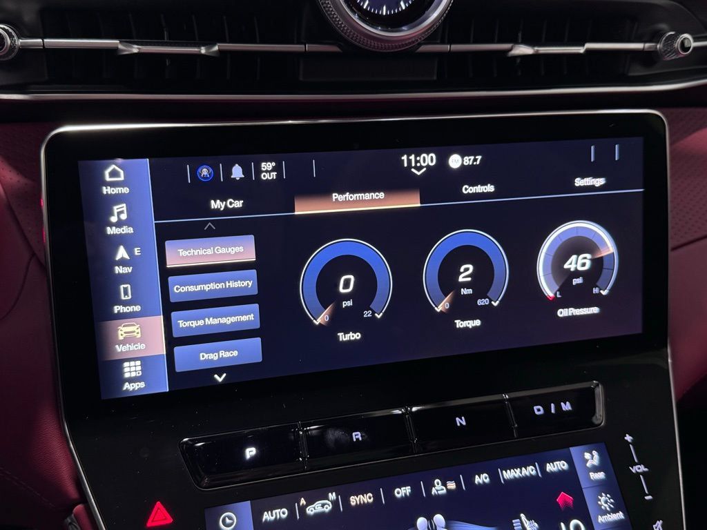 Used 2024 Maserati Grecale Trofeo AWD/4WD image 33