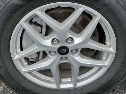 Used 2023 Ford Edge SEL AWD/4WD image 7