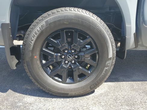 New 2026 Nissan Frontier SV w/ SV Convenience Package AWD/4WD image 5
