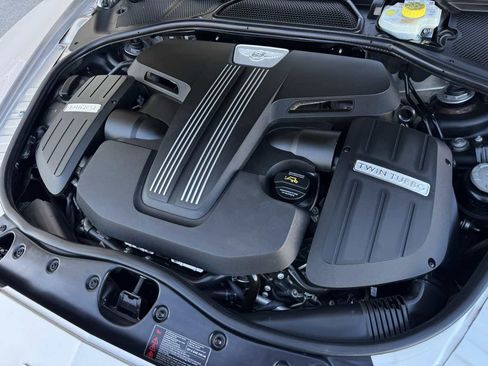Used 2015 Bentley Continental GT image 27