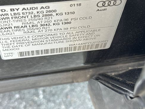 Used 2018 Audi SQ5 Premium Plus image 22