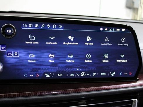 Used 2025 Chevrolet Traverse Z71 w/ Driver Confidence Package image 26