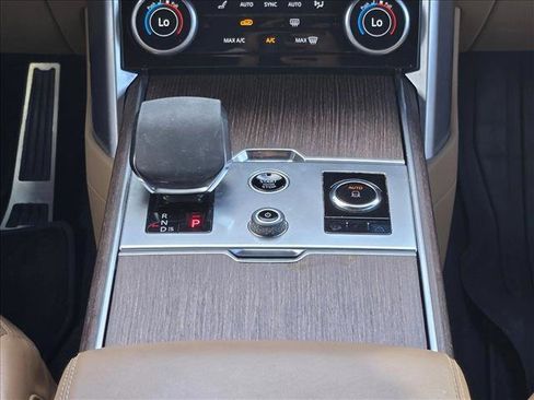Used 2023 Land Rover Range Rover SE AWD/4WD image 11