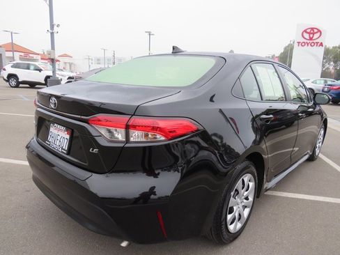 Certified 2023 Toyota Corolla LE image 10