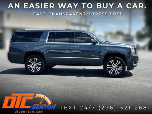 Used 2019 GMC Yukon XL Denali w/ Denali Ultimate Package AWD/4WD image 4
