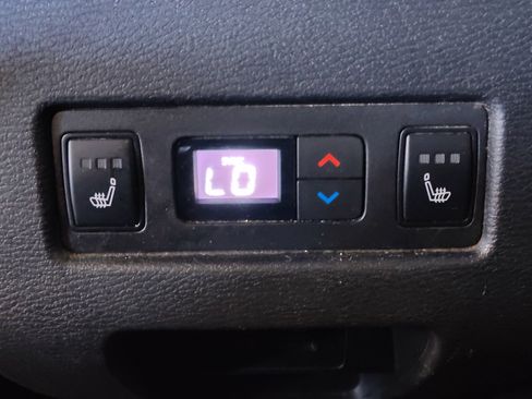 Used 2023 Mitsubishi Outlander SEL FWD image 34