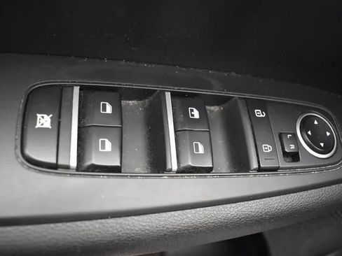 Used 2023 Kia Forte LXS FWD image 20