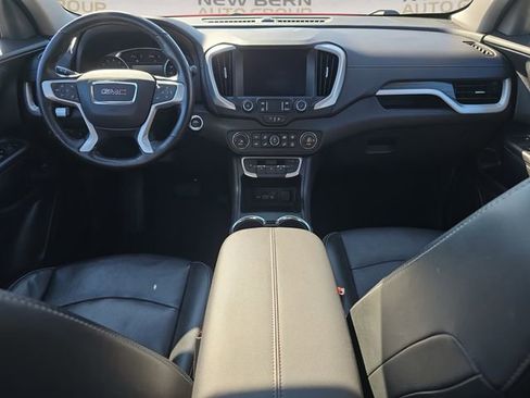 Used 2023 GMC Terrain SLT AWD/4WD image 10