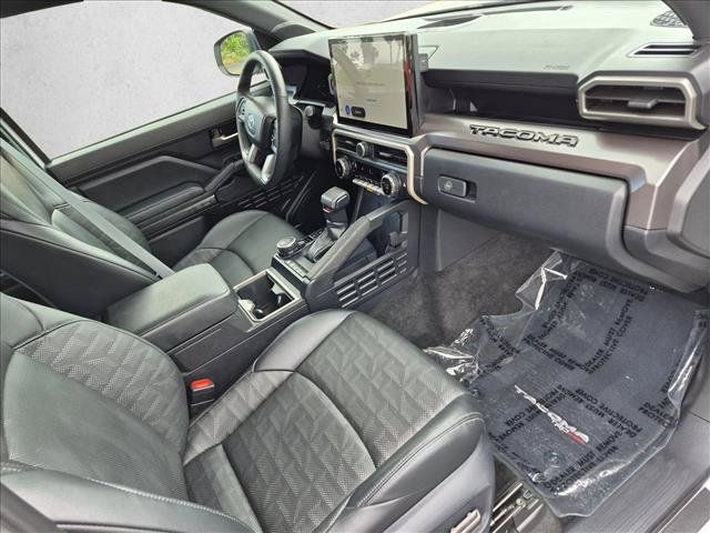 Certified 2024 Toyota Tacoma TRD Sport AWD/4WD image 22