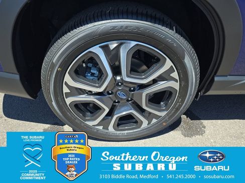 New 2026 Subaru Ascent Limited AWD/4WD image 9