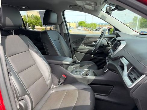 Used 2023 GMC Terrain SLT FWD image 14