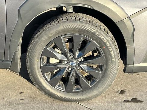 Used 2023 Subaru Outback Onyx Edition image 7