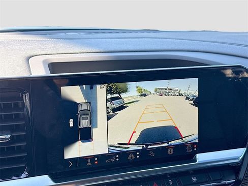 Used 2025 GMC Sierra 1500 Elevation w/ Elevation Premium Package image 18