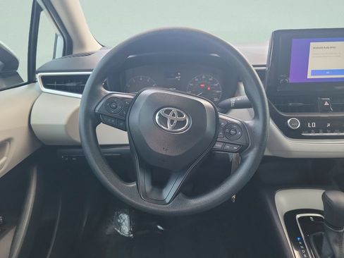 Certified 2025 Toyota Corolla LE FWD image 18