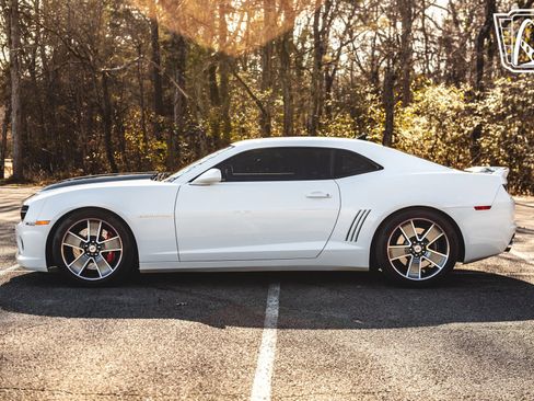 Used 2010 Chevrolet Camaro SS w/ RS Package image 14