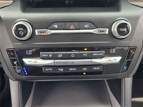 Certified 2020 Ford Explorer Limited w/ Hybrid Equipment Group 310A RWD image 12