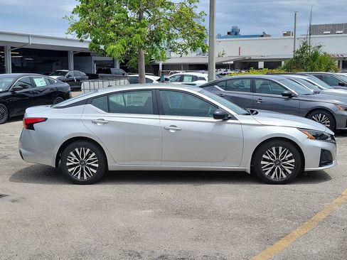 New 2026 Nissan Altima 2.5 SV FWD image 8