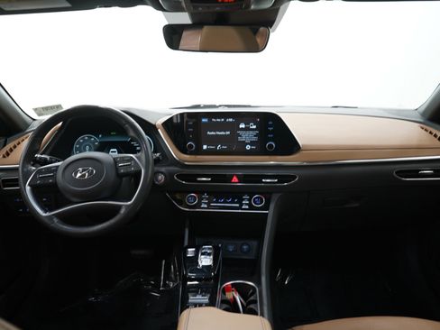 Used 2020 Hyundai Sonata SEL w/ Premium + Sunroof Package FWD image 14
