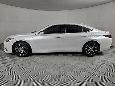 Used 2024 Lexus ES 300h w/ Premium Package image 8