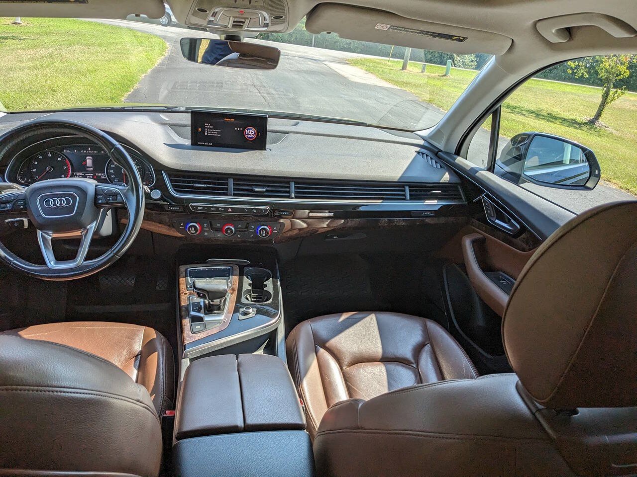 Used 2017 Audi Q7 3.0T Premium Plus AWD/4WD image 21