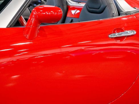 Used 2007 Pontiac Solstice GXP w/ Premium Package image 16