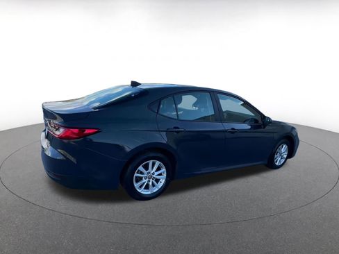 Used 2025 Toyota Camry LE image 15