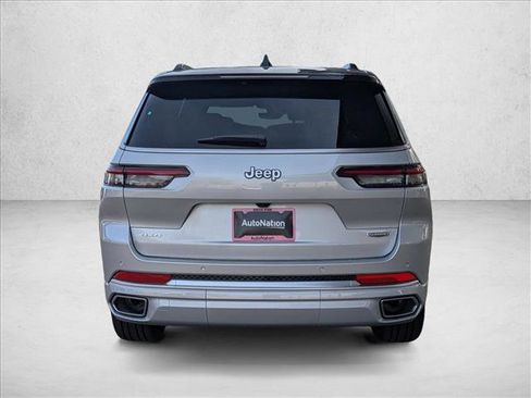 New 2025 Jeep Grand Cherokee L Summit image 7