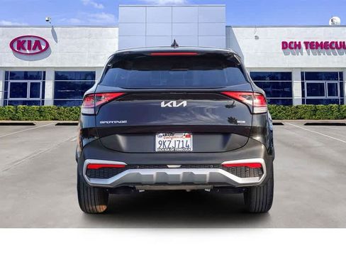 Certified 2024 Kia Sportage LX image 4
