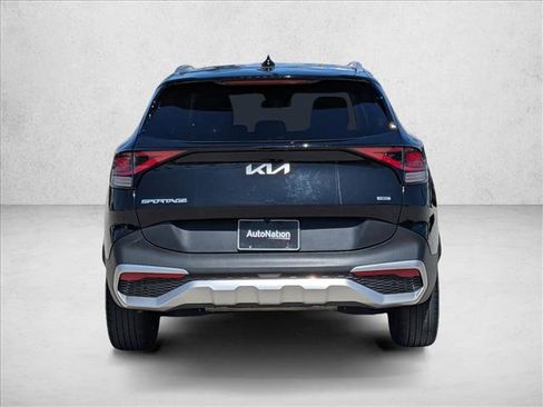 Used 2023 Kia Sportage EX image 7