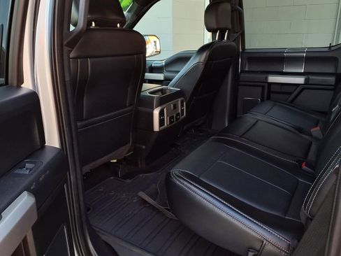 Used 2019 Ford F150 Lariat image 17