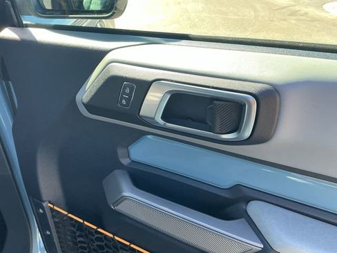 Used 2022 Ford Bronco Badlands w/ Sasquatch Package image 22