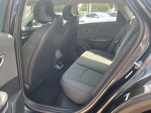 Used 2025 Kia K4 FWD image 9