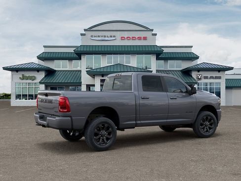 New 2026 RAM 2500 Laramie AWD/4WD image 4