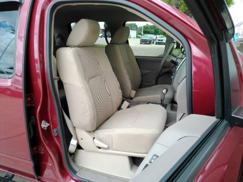 Used 2018 Nissan Frontier SV RWD image 21