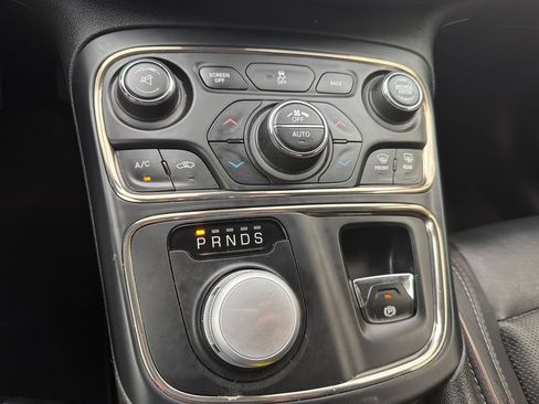 Used 2015 Chrysler 200 C w/ Navigation & Sound Group I FWD image 27