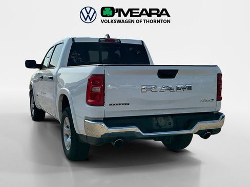 Used 2025 RAM 1500 Big Horn AWD/4WD image 3