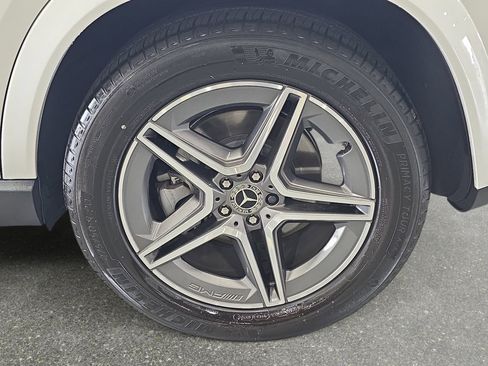 Used 2023 Mercedes-Benz GLE 450 4MATIC image 32