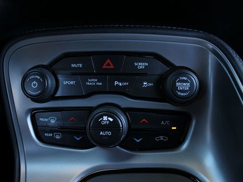 Used 2023 Dodge Challenger GT w/ Plus Package image 17