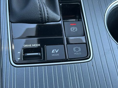 Used 2024 Toyota Sienna XSE w/ XSE Premium Package AWD/4WD image 35