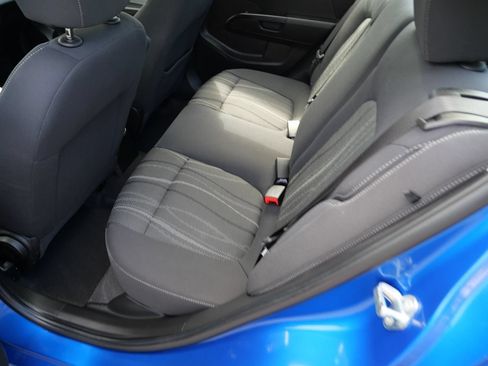 Used 2018 Chevrolet Sonic LT FWD image 19