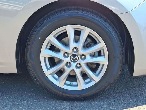 Used 2016 MAZDA MAZDA3 i Touring FWD image 26