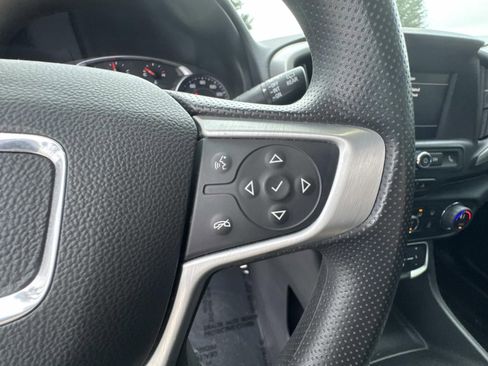 Used 2022 GMC Terrain SLE w/ Driver Convenience Package image 25