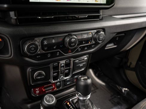 New 2025 Jeep Wrangler Unlimited Sport AWD/4WD image 25