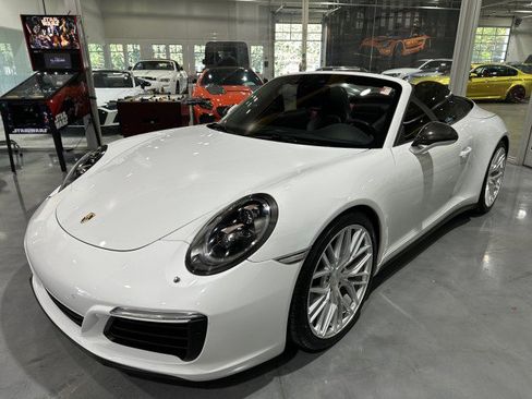 Used 2017 Porsche 911 Carrera 4S AWD/4WD image 11