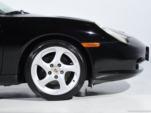 Used 2003 Porsche 911 Carrera RWD image 17