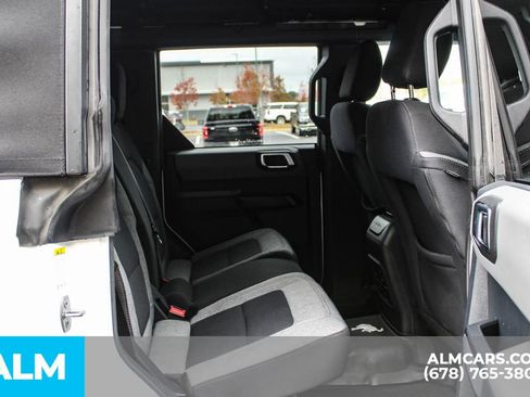 Used 2023 Ford Bronco Big Bend image 18