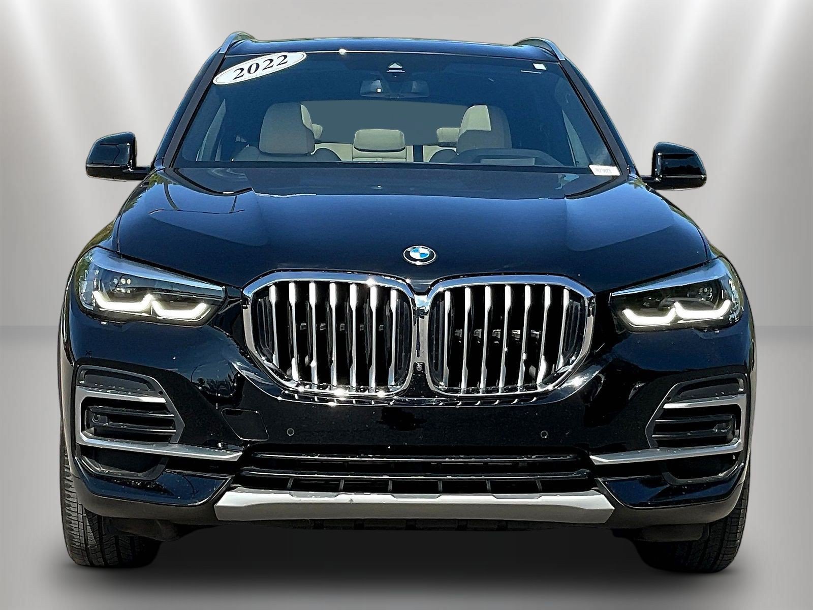 Used 2022 BMW X5 xDrive40i w/ Premium Package AWD/4WD image 2