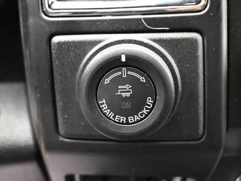 Used 2021 Ford Expedition XL AWD/4WD image 23