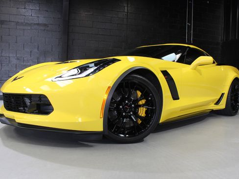 Used 2017 Chevrolet Corvette Z06 image 4